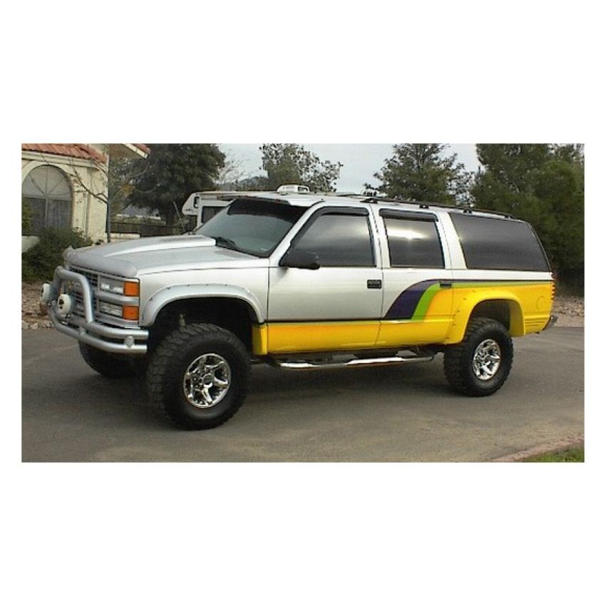 Bushwacker 88-99 Chevy C1500 Cutout Style Flares 2pc - Black