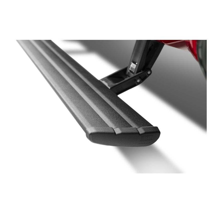 AMP Research 86255-01A 22-24 Chevrolet Silverado 1500 & 2024 2500/3500 DC/CC PowerStep Smart Series