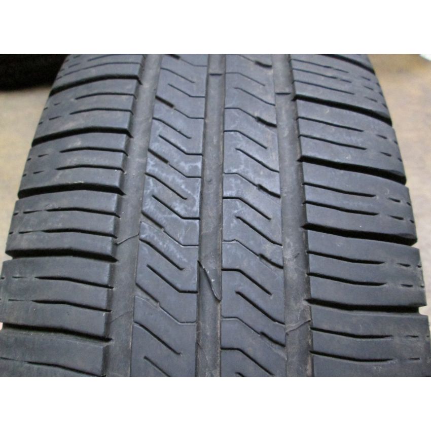 Goodyear  706611163 P205/70R16 Eagle LS-2