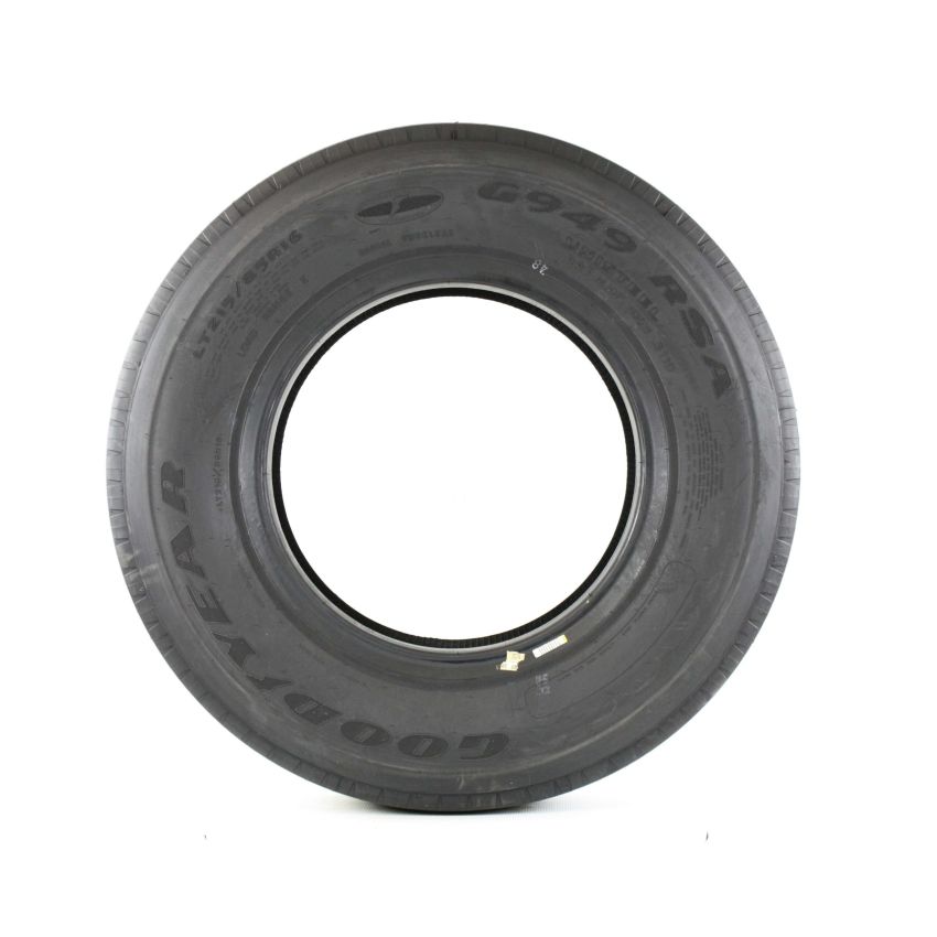 Goodyear  139081303 LT215/85R16 E TL G949 Rsa Armor Max