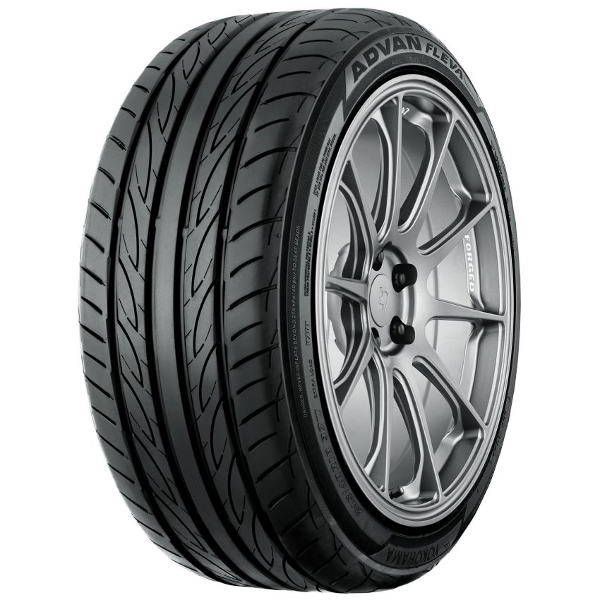 Yokohama 215/55r17 94w Yok Advan Fleva V701