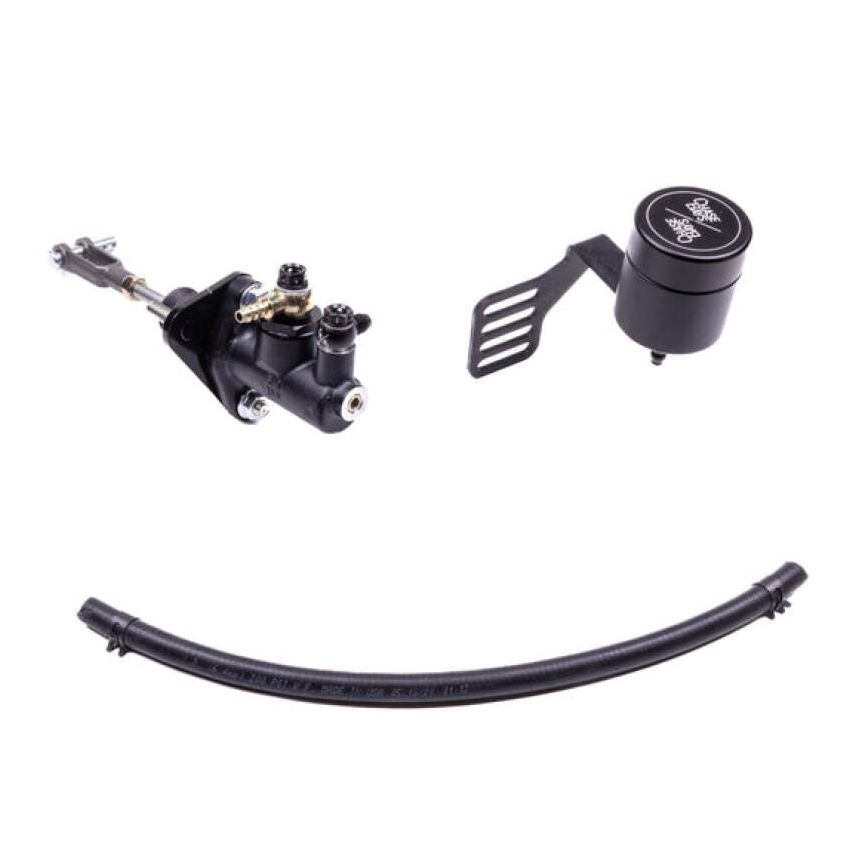 Chase Bays CB-Z33-CMCADAPT-625OERES 02-08 Nissan 350Z Stk Bore 5/8 Clutch Master Cyl Adapter & OEMC/Single BBE Reservoir Kit