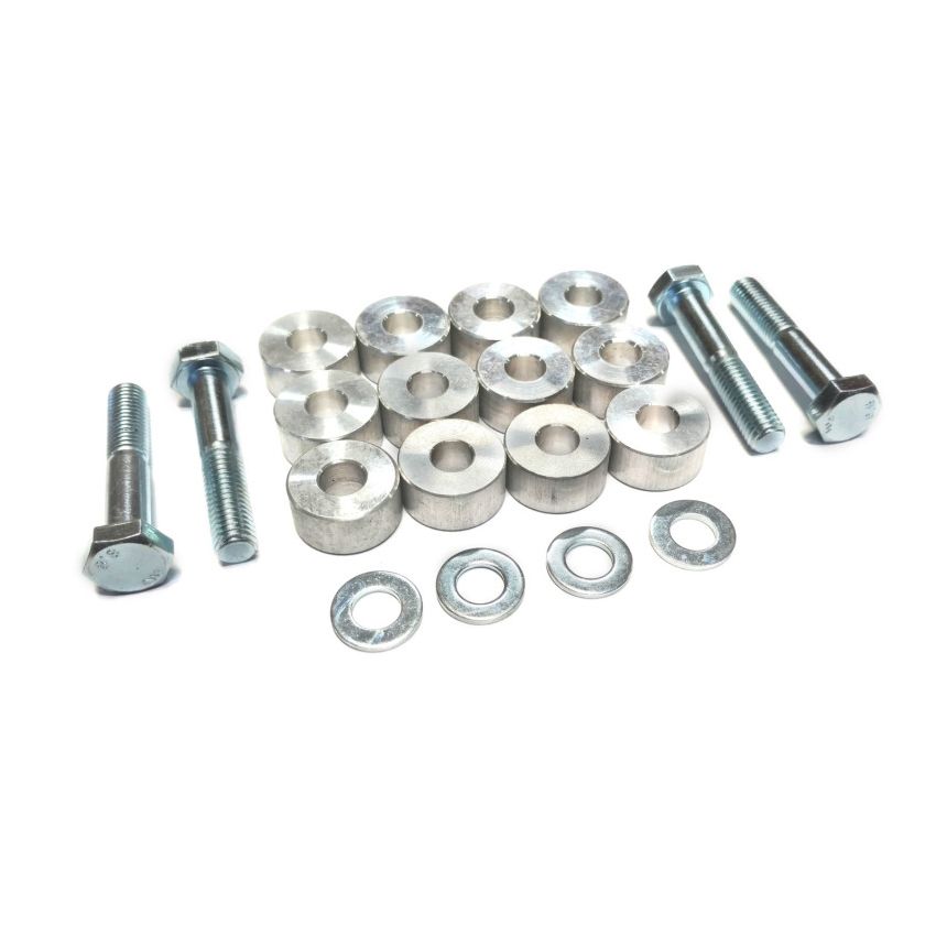 MaxTrac 09-18 RAM 1500 2WD Front Carrier Bearing Spacer Kit (2 Pc. Drive Shaft)