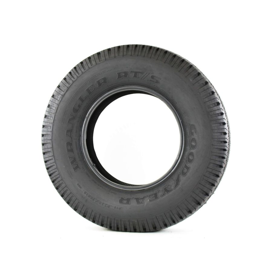 Goodyear  137924568 P265/75R15 Wrangler RT/S(P)