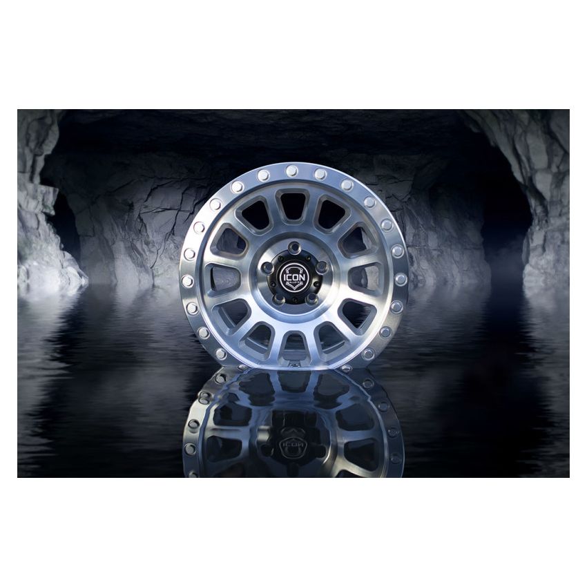 ICON 8017858347SM Hulse 17 X 8.5 6 X 5.5 0mm Offset 4.75in BS Silver Machined