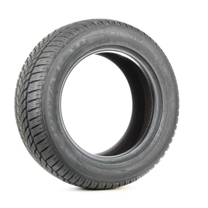Goodyear  117812649 205/50R17 Ultra Grip Performance 2