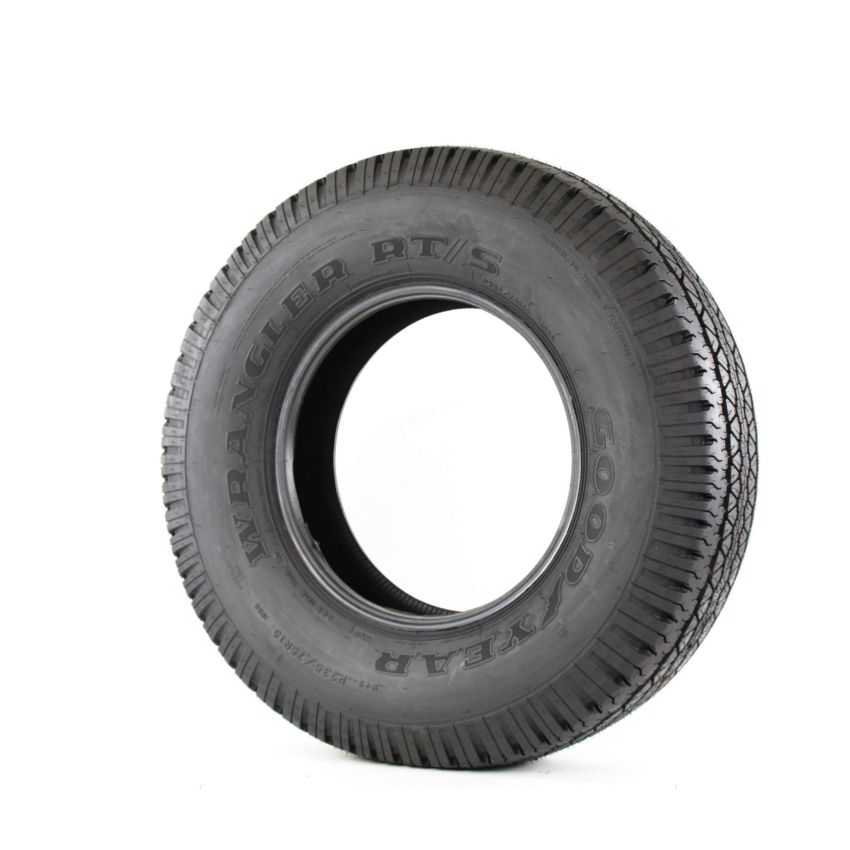 Goodyear  137924568 P265/75R15 Wrangler RT/S(P)