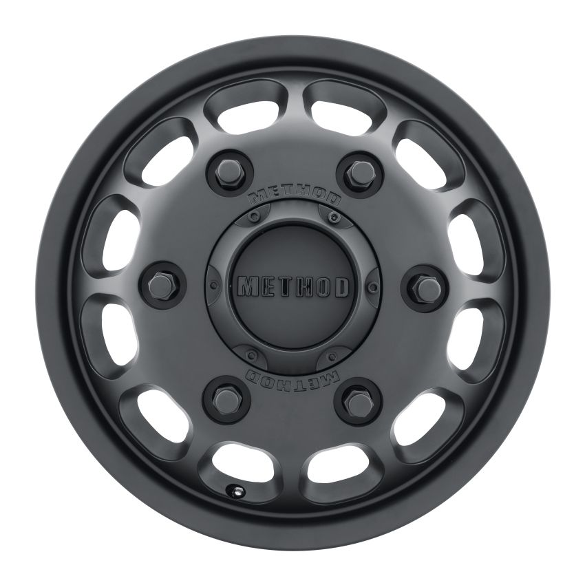 Method Wheels MR901655925117 Method MR901 - FRONT 16x5.5 +117mm Offset 6x205 161.04mm CB Matte Black Wheel