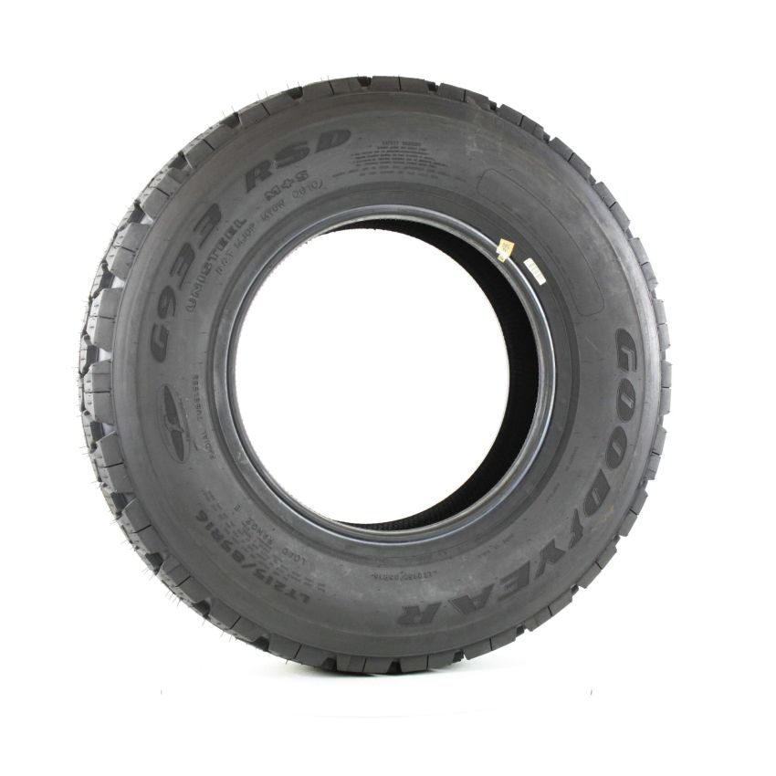 Goodyear  139081304 LT215/85R16 E TL G933 RSD Armor Max