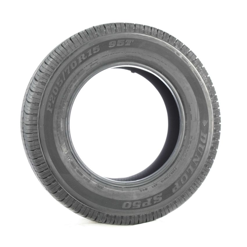 Dunlop 263002370 P205/70r15 Sp50