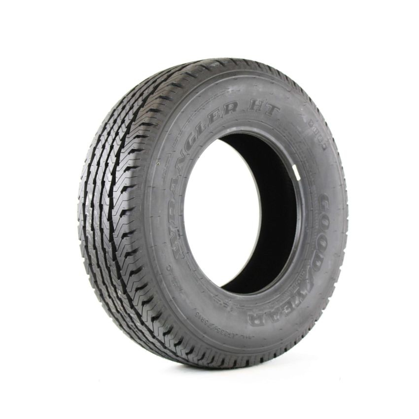 Goodyear  744154900 LT215/75R15 D Wrangler HT