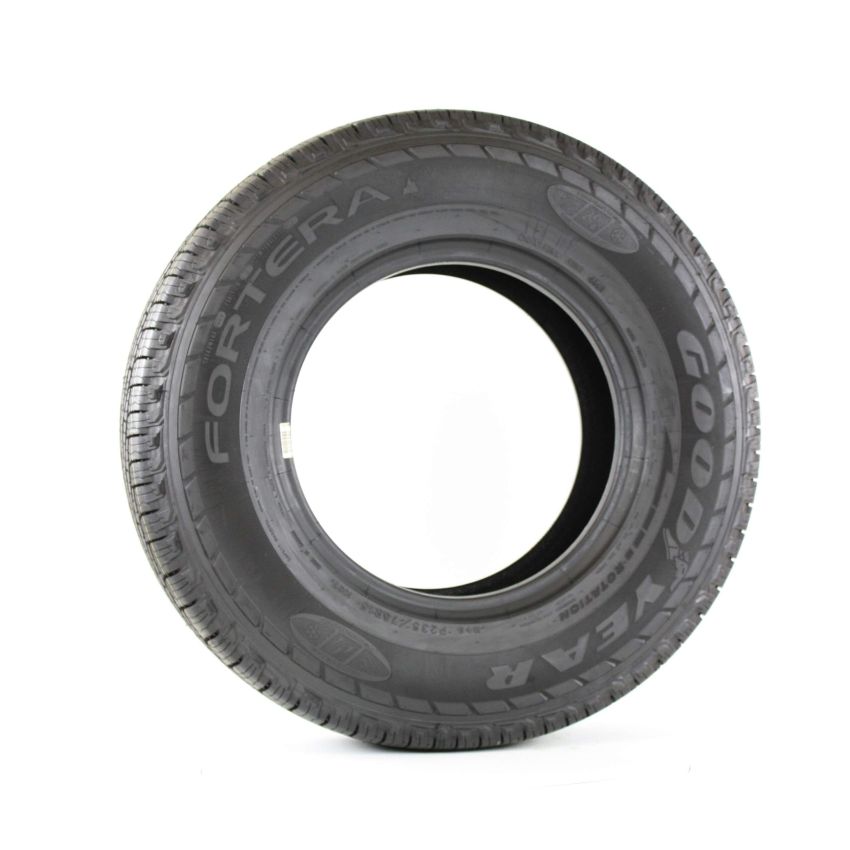 Goodyear  269648214 P275/55R20 Fortera Tripletred