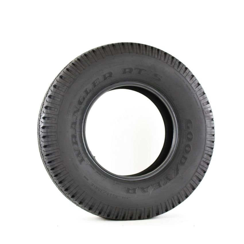 Goodyear  137924568 P265/75R15 Wrangler RT/S(P)