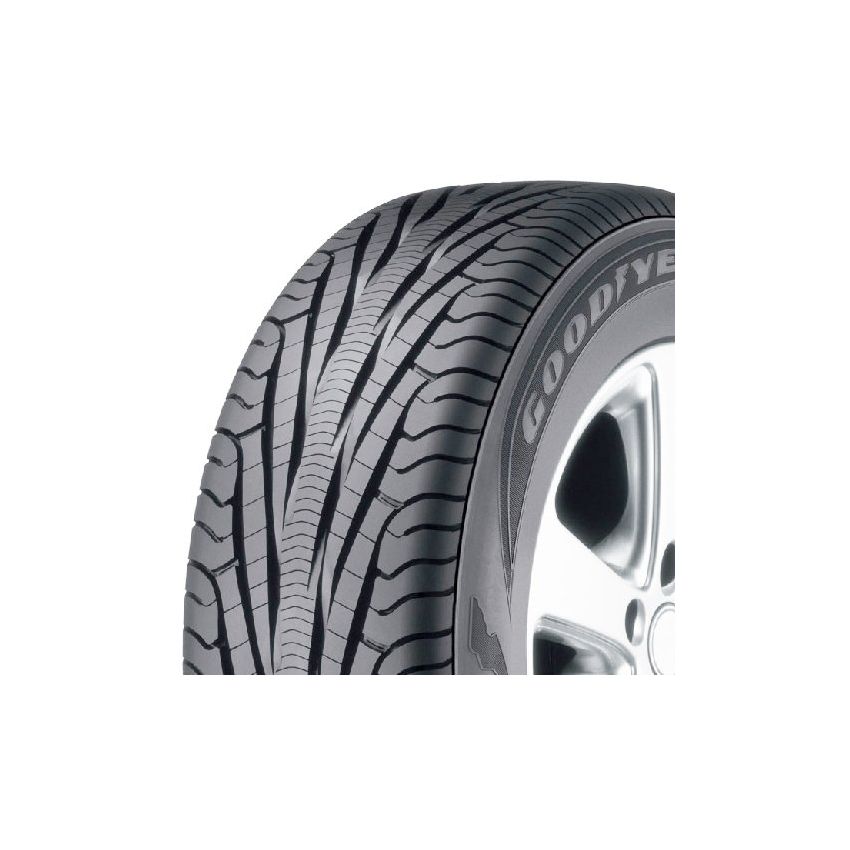 Goodyear  399624349 235/45R17 XL Assurance Tripletred All-Season