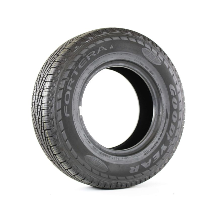 Goodyear  269648214 P275/55R20 Fortera Tripletred