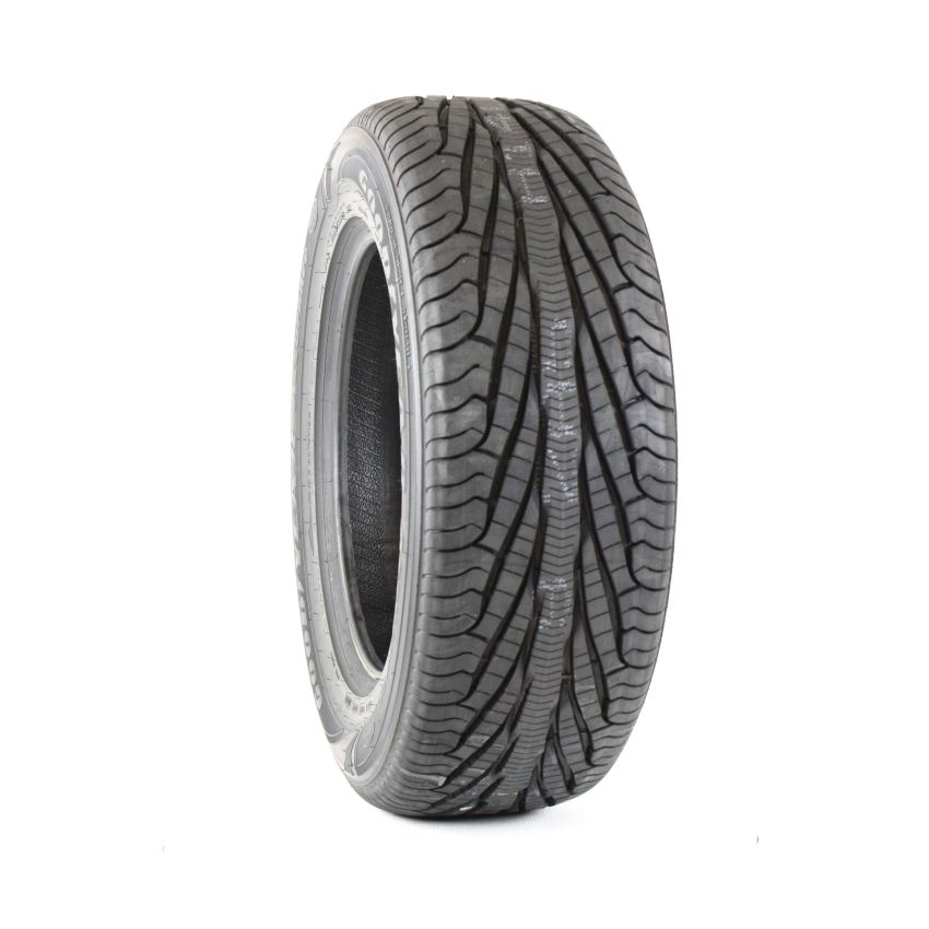 Goodyear  399073508 P195/60R15 Assurance Tripletred