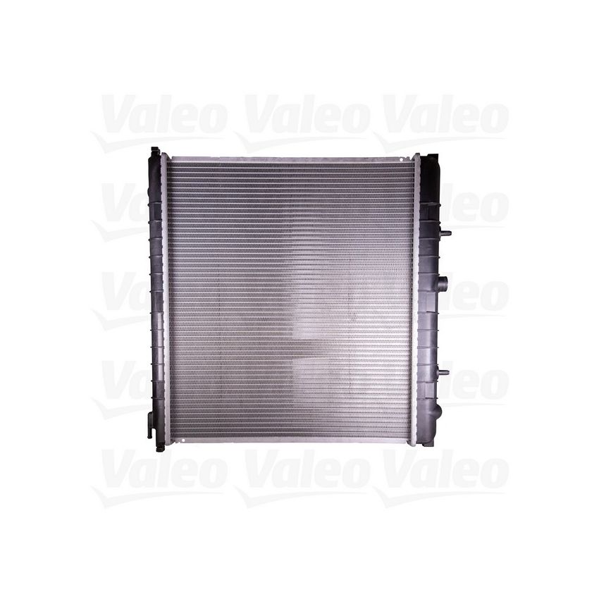Valeo 701599 1997-1998 Land Rover Range Rover Radiator (VS2160)