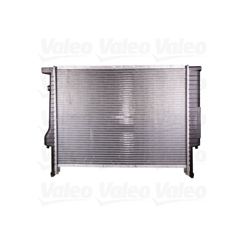 Valeo 731514 2001-2006 BMW M3 Radiator (VS2627)