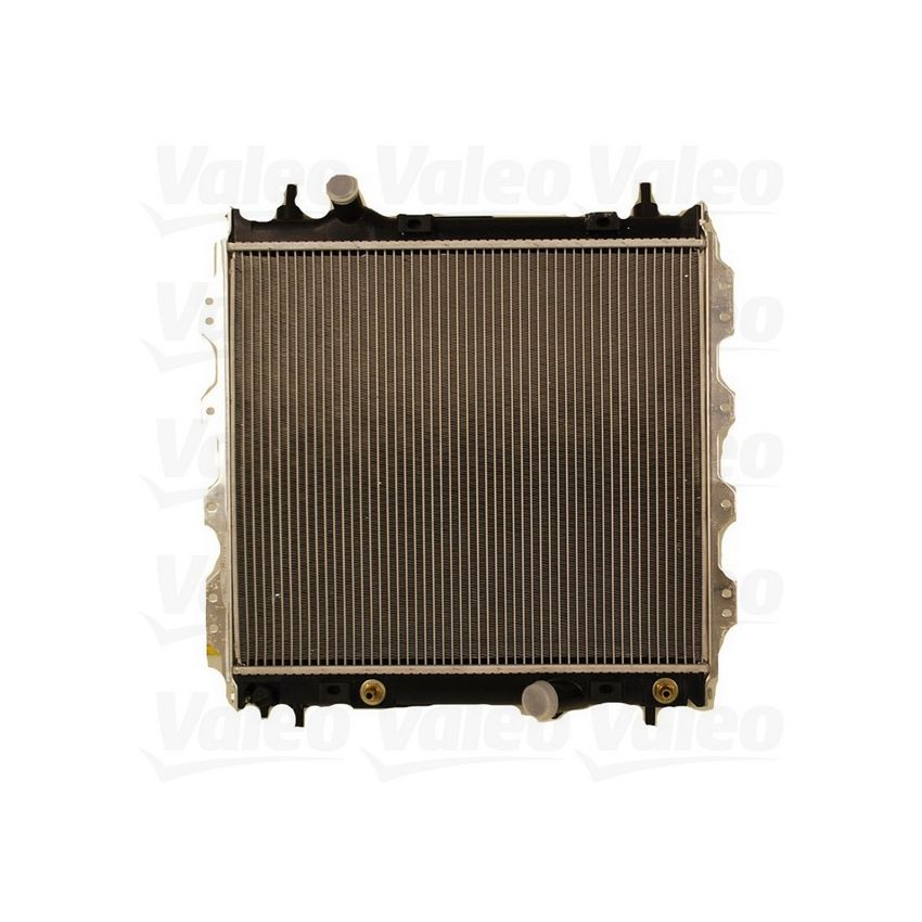 Valeo 732704 2001-2002 Chrysler PT Cruiser Radiator (VSOE2298)