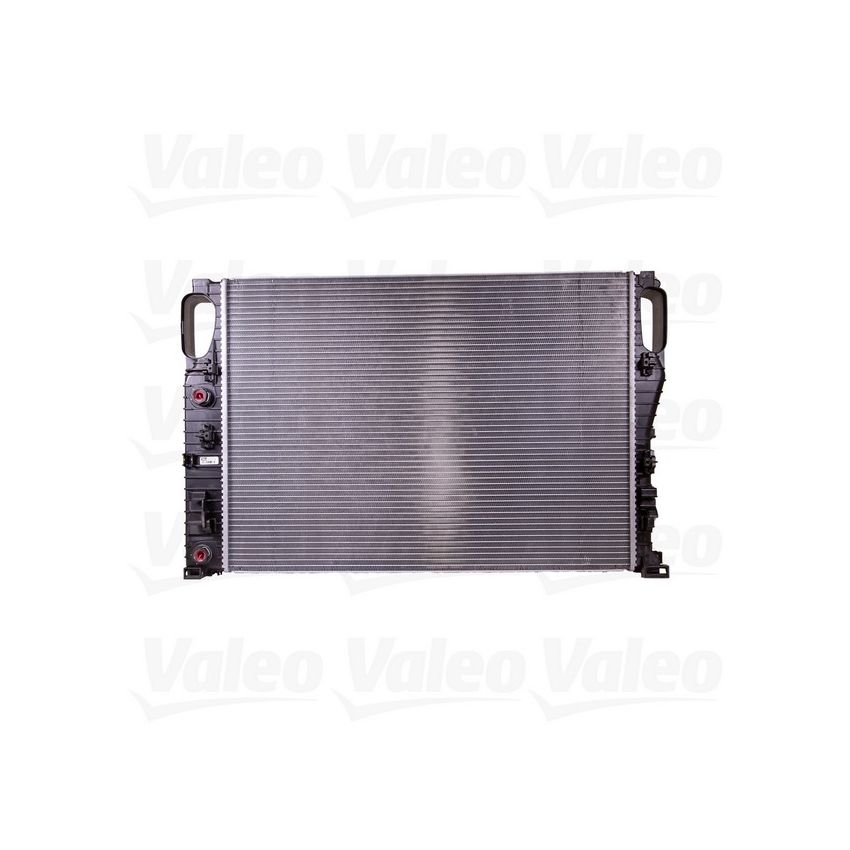 Valeo 732849 2003-2006 Mercedes-Benz E500 Radiator (VSOE2906)