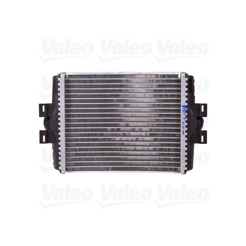 Valeo 735467 2012-2016 BMW 328i Radiator (VSOE13394)