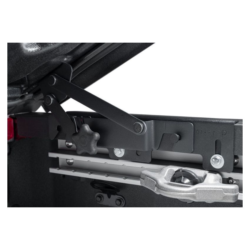 Undercover UC5098 2022 Nissan Frontier 5ft Elite Bed Cover - Black Textured