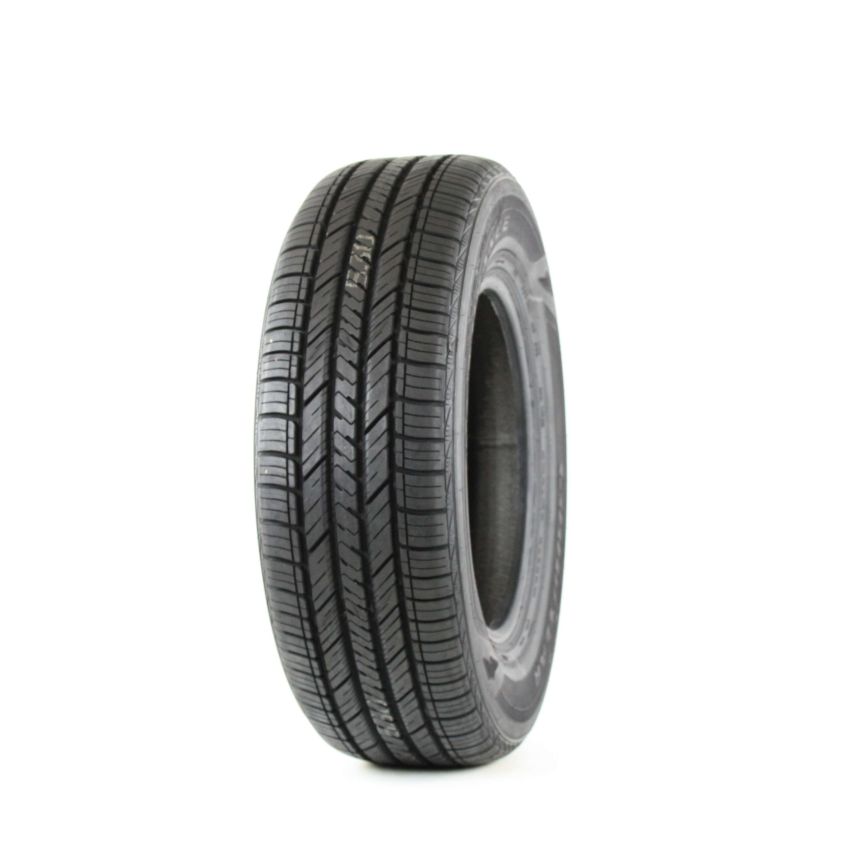 Goodyear  736053285 P205/55R16 Assurance