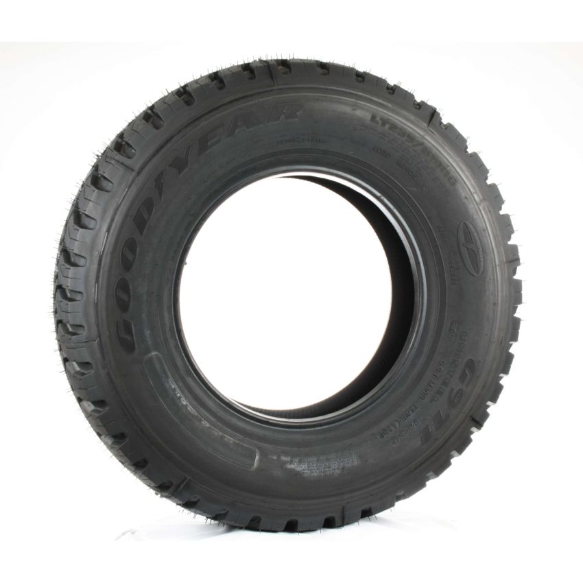Goodyear 139080307 Goodyear G971 Armormax Lt235/85r16