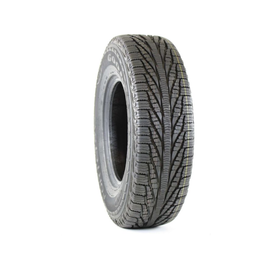 Goodyear  269648214 P275/55R20 Fortera Tripletred