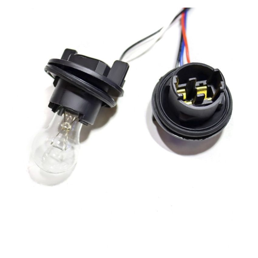 AlphaRex 18-20 Ford F-150 Wiring Adapter OEM to AlphaRex Taillight Converter (Req 18-20 Ford F-150)