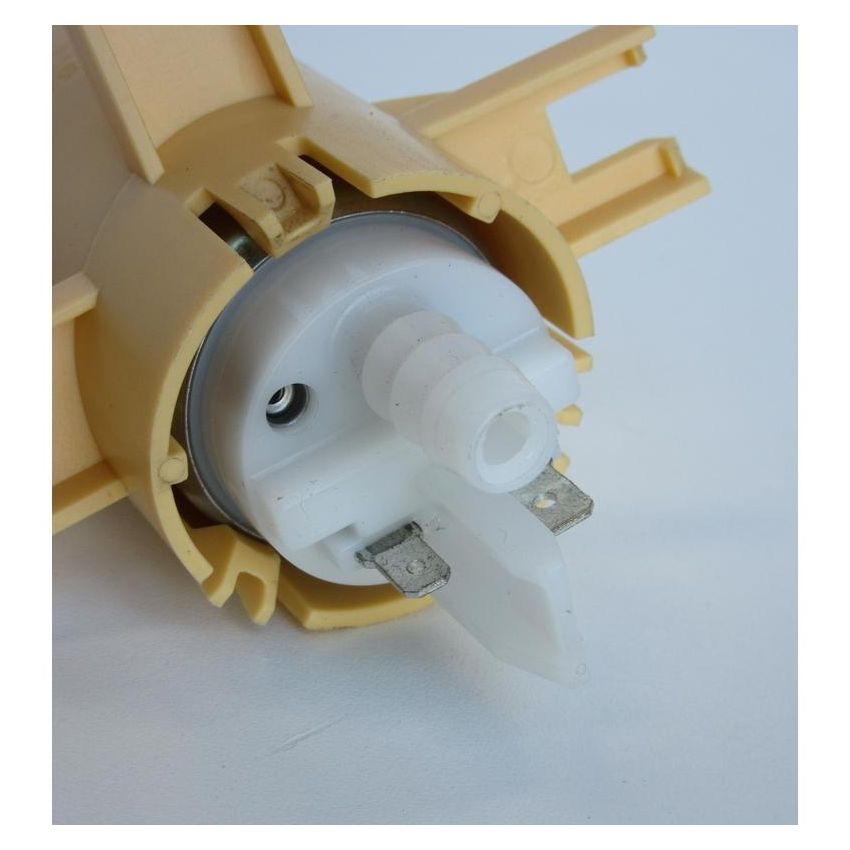 AUTOBEST F4244 Autobest F4244 Fuel Pump and Strainer Set