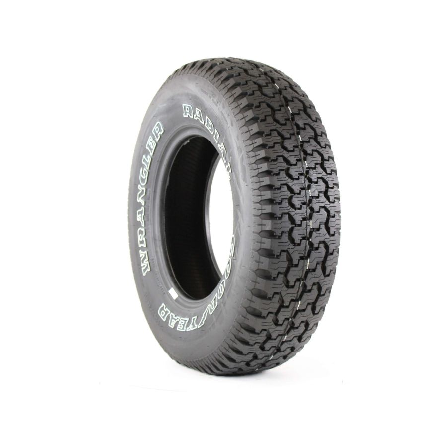 Goodyear  795694910 P205/75R15 Wrangler Radial