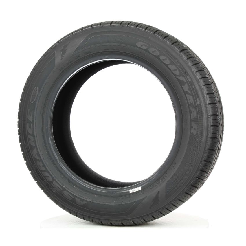 Goodyear  738236571 P205/70R15 Assurance Fuel Max