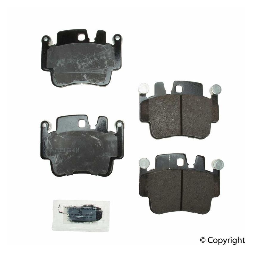 Akebono EUR917 Akebono EURO Ultra Premium Ceramic Disc Brake Pad Kit