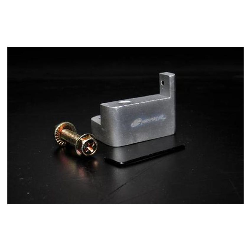 Weapon R 94-97 Honda Accord / 97 Acura CL Silver Short Shift Adapter