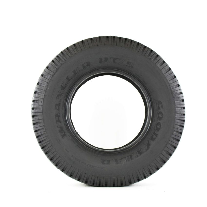 Goodyear  137924568 P265/75R15 Wrangler RT/S(P)