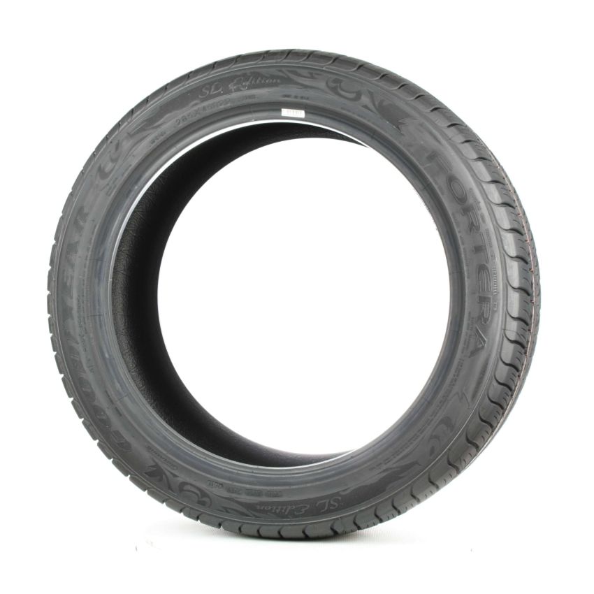 Goodyear  151620163 265/40R22 XL Fortera SL