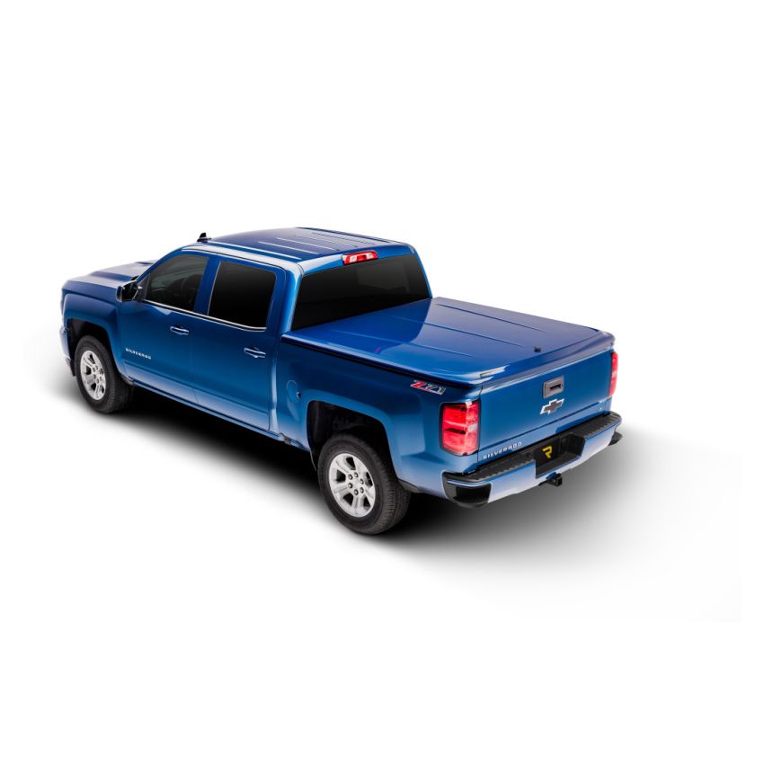 Undercover UC1116S 14-18 Chevy Silverado (19 Legacy) 5.8ft SE Smooth Bed Cover - Ready To Paint