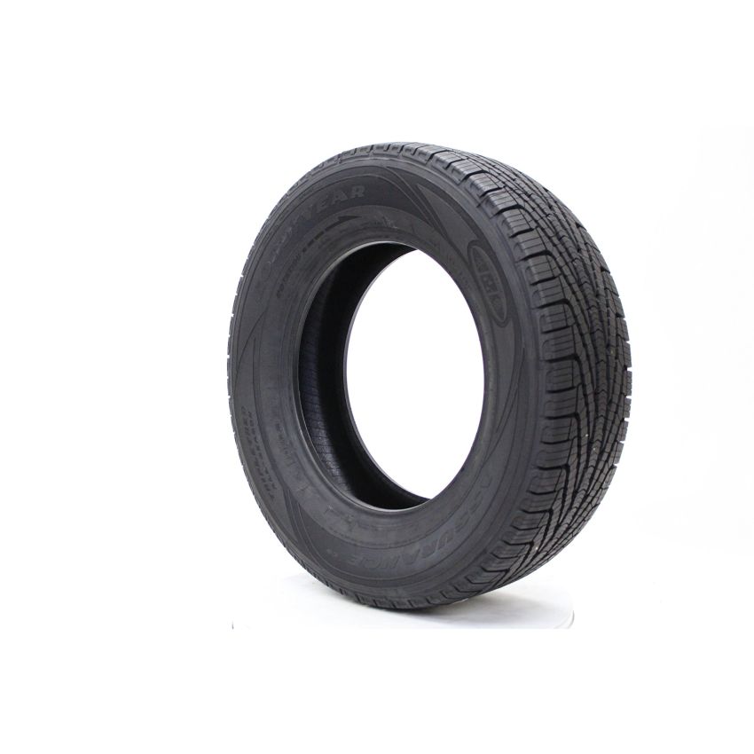 Goodyear  745565516 P235/65R18 Assurance CS Tripletred All-Season