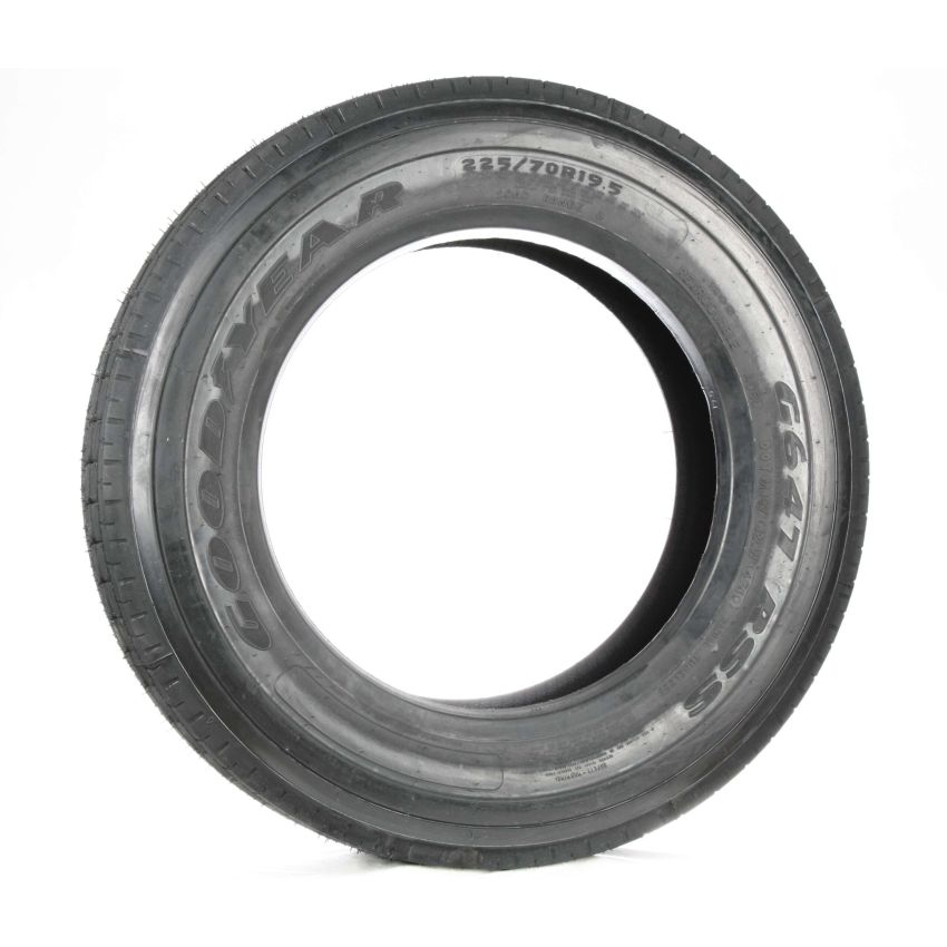 Goodyear  139171080 LT215/85R16 E G647 RSS