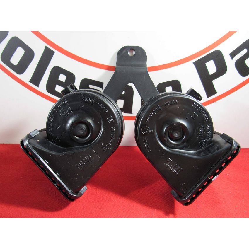 Mopar Dodge RAM 1500 2500 Dual Horn & Bracket Assembly New OEM