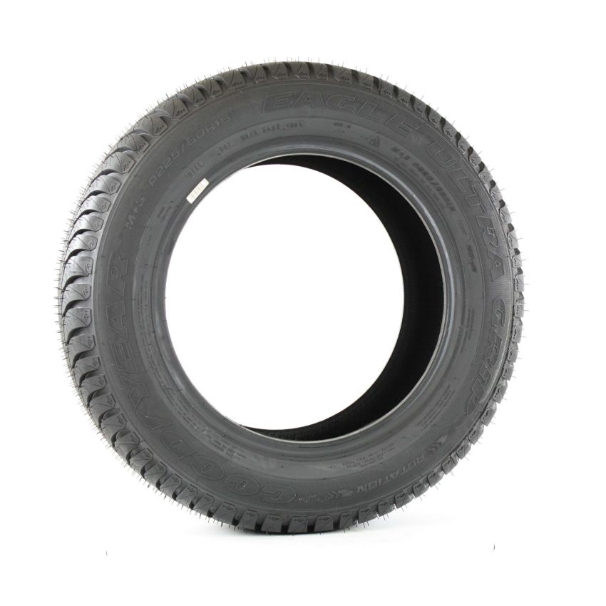 Goodyear  147423070 225/55R16 Eagle Ultra Grip GW-2