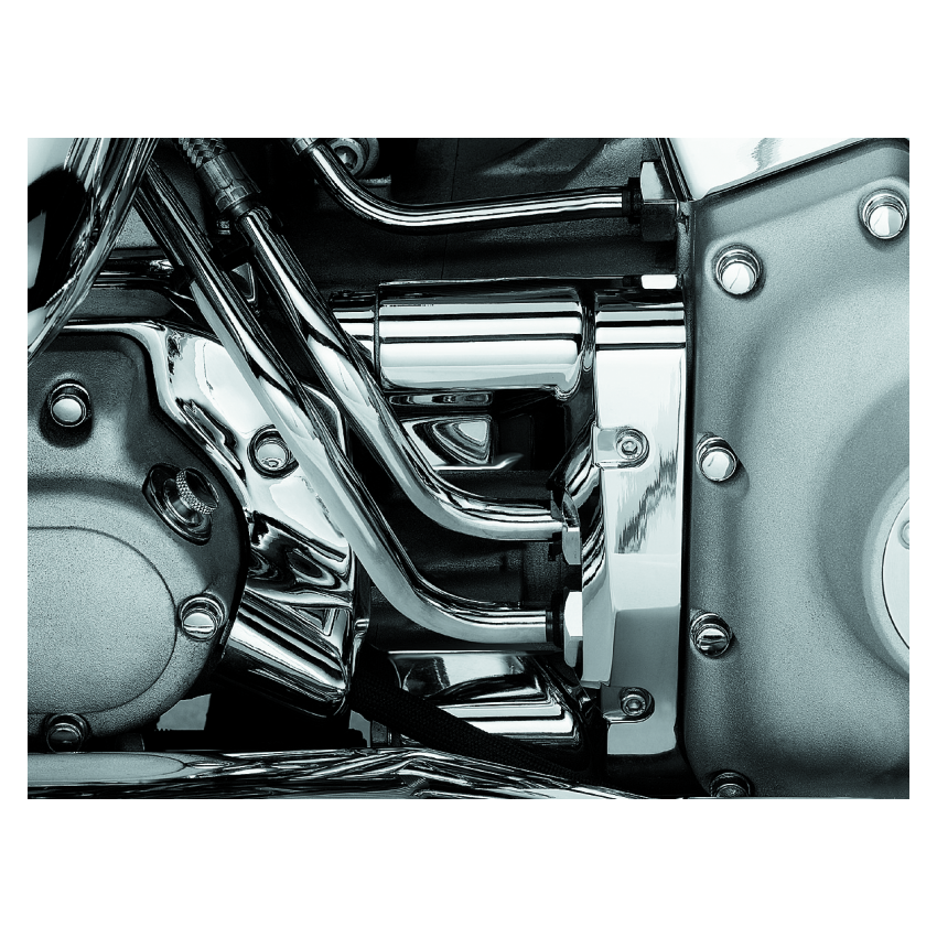 Kuryakyn 8204 Deluxe Oil Line Nacelle Cover 00-06 Softail Models Chrome