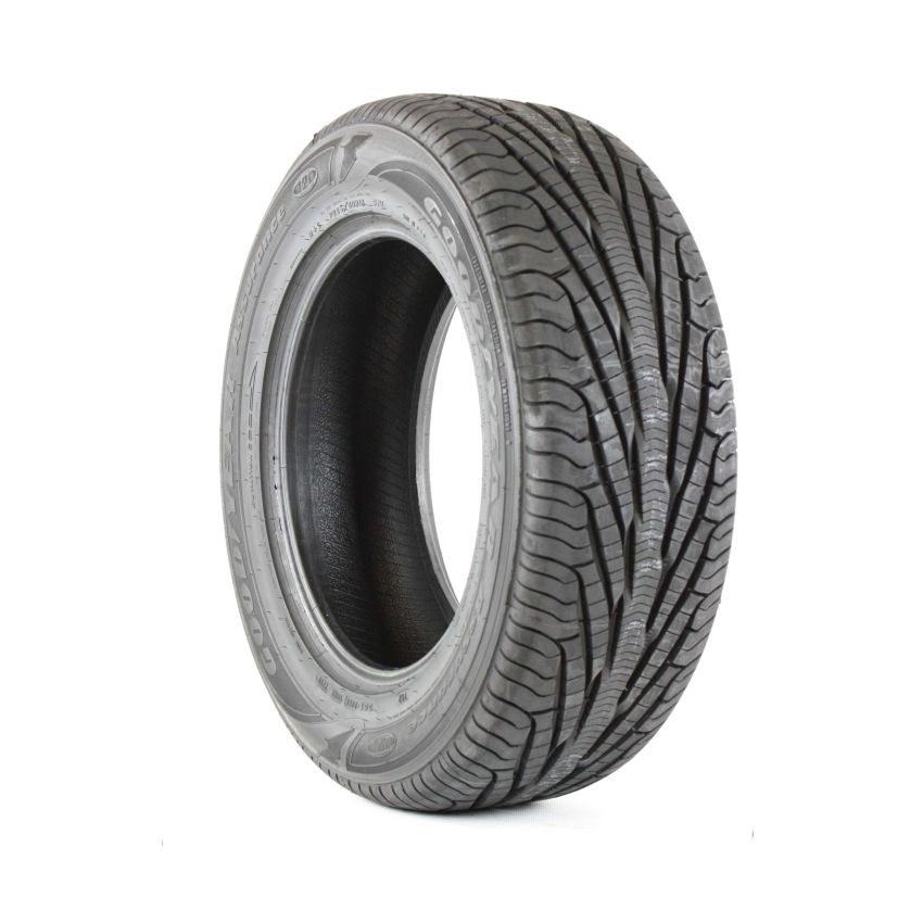 Goodyear  399073508 P195/60R15 Assurance Tripletred