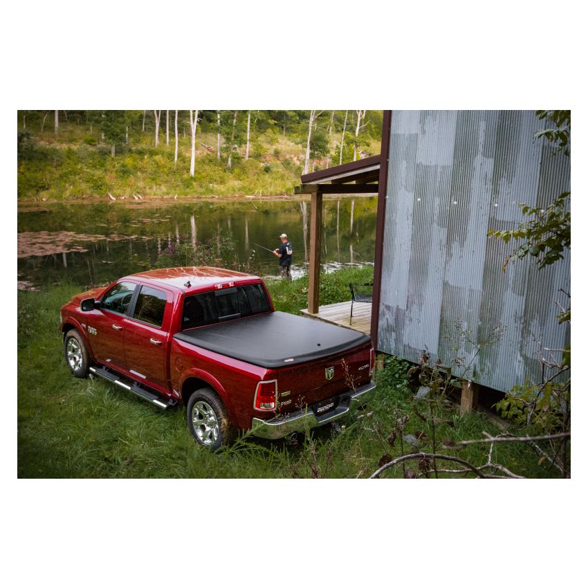 Undercover UC3076 09-18 Ram 1500 (19-20 Classic) / 10-20 Ram 2500/3500 6.4ft SE Bed Cover - Black Textured