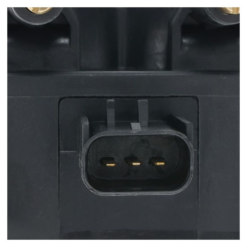 HITACHI IGC0147 IGNITION COIL - NEW