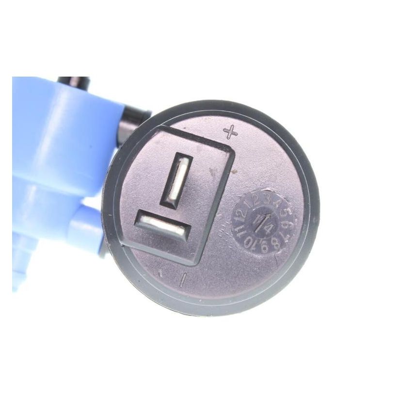 VEMO V10-08-0205 Water Pump, window cleaning