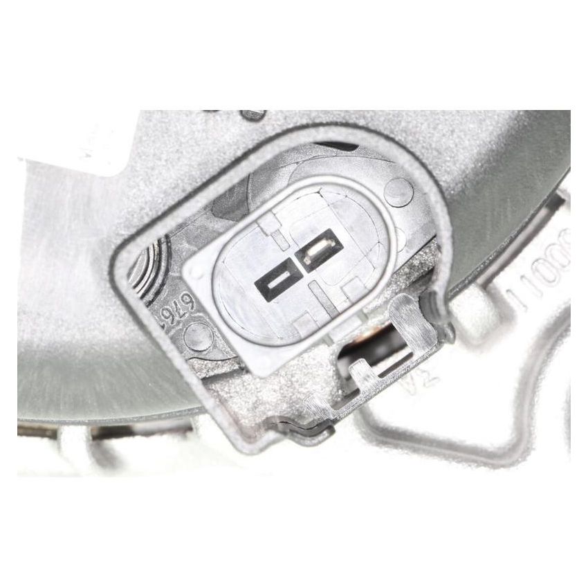 VEMO V10-13-50032 Alternator