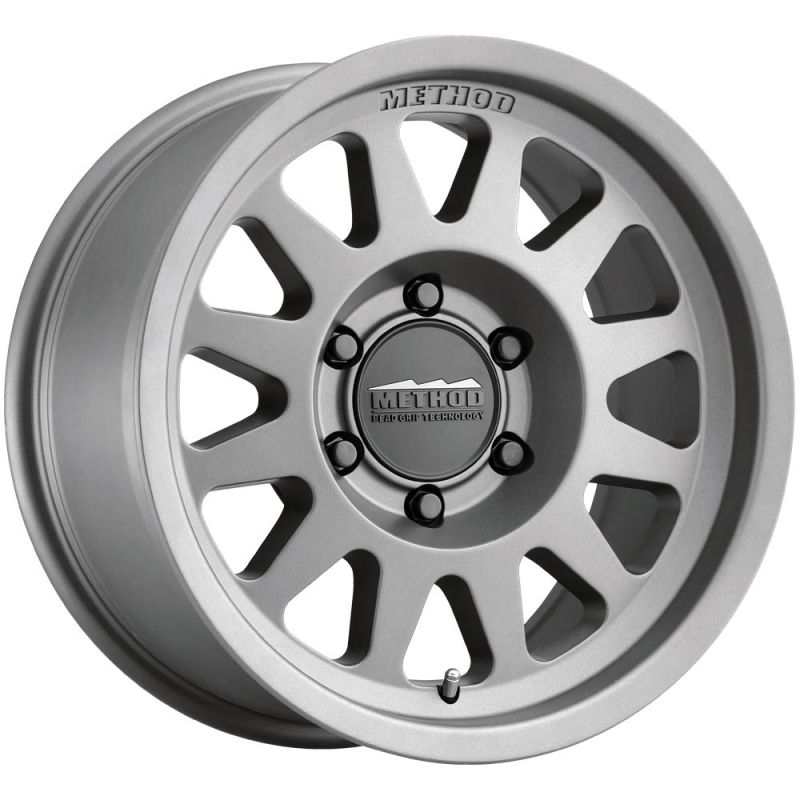 Method Race Wheels MR70479080818H 17X9 8X6.50 (+18) CWH 704T Bead Grip (HB 130.81)