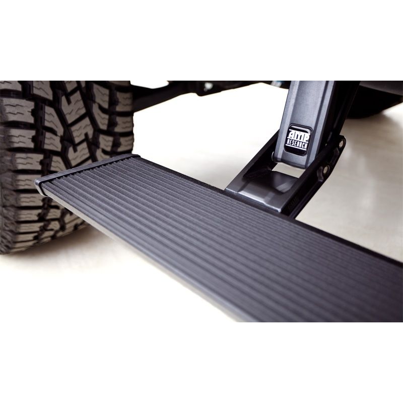 AMP Research 77255-01A 22-23 Chevy/GMC Silverado/Sierra 1500 & 2024 2500/3500HD PowerStep XL